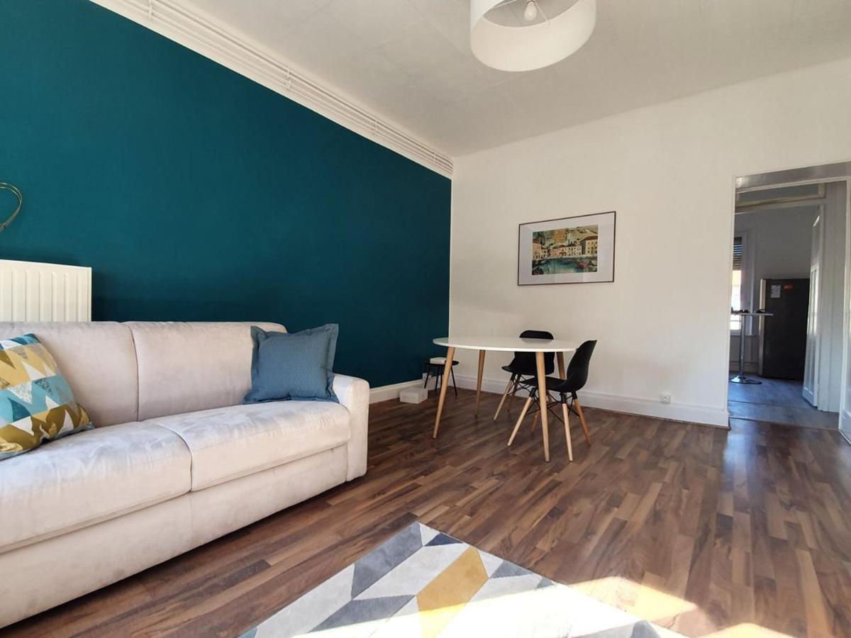 Charmant Appartement Au Coeur De Туль Экстерьер фото